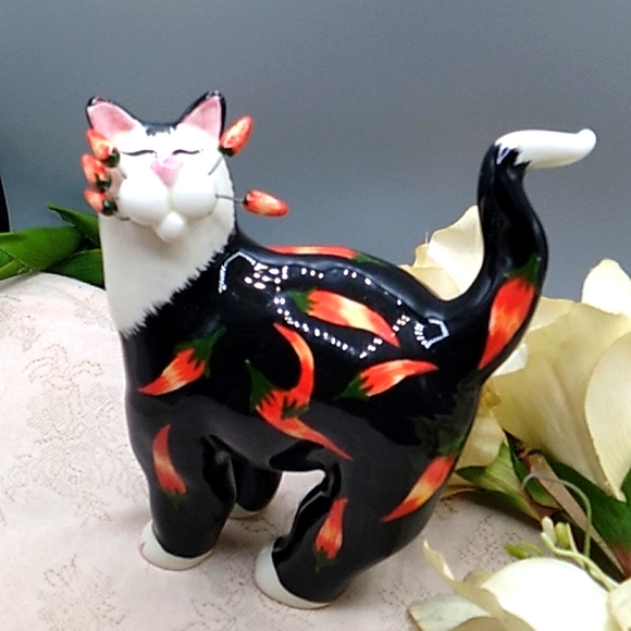 Amy Lacombe 2002 Whimsical Ceramic Cat Hot Chili Peppers - Picture 10 of 10